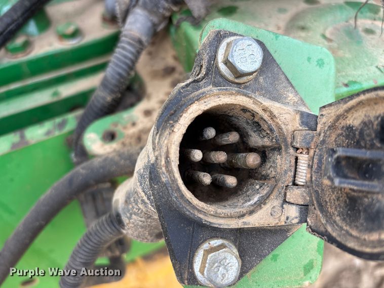 image for item DT0152 2014 John Deere 9570RT tractor