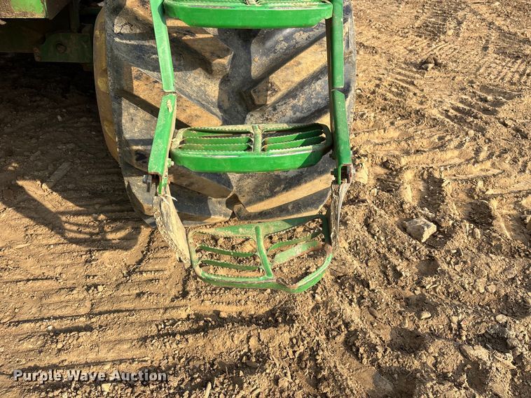 image for item DT0152 2014 John Deere 9570RT tractor