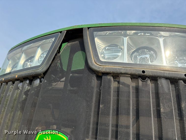 image for item DT0152 2014 John Deere 9570RT tractor