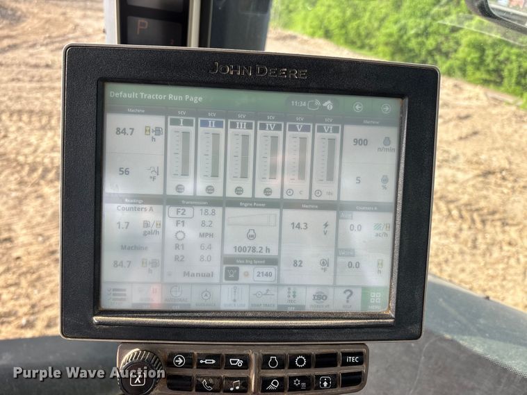 image for item DT0152 2014 John Deere 9570RT tractor