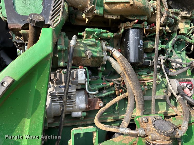 image for item DT0152 2014 John Deere 9570RT tractor