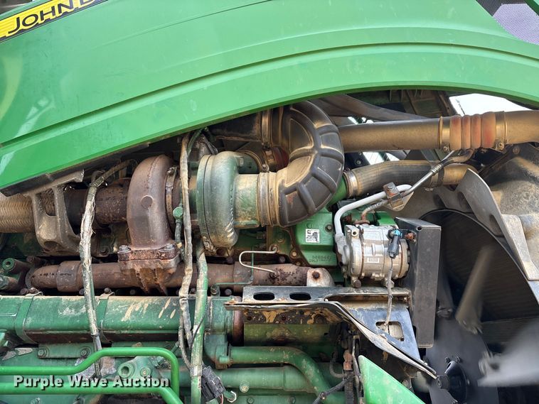 image for item DT0152 2014 John Deere 9570RT tractor