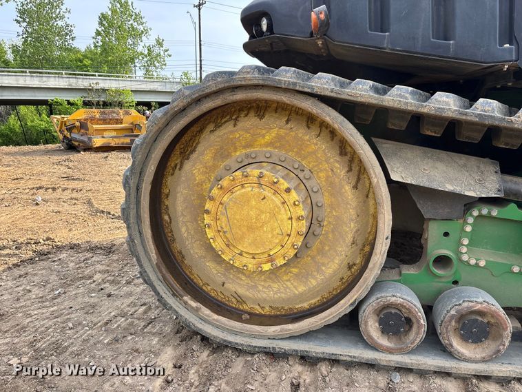 image for item DT0152 2014 John Deere 9570RT tractor