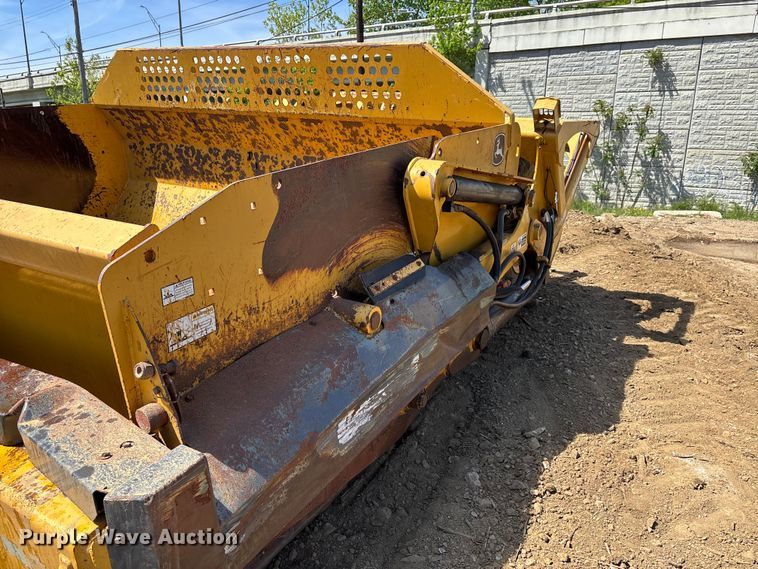 image for item DT0153 John Deere 1812C scraper