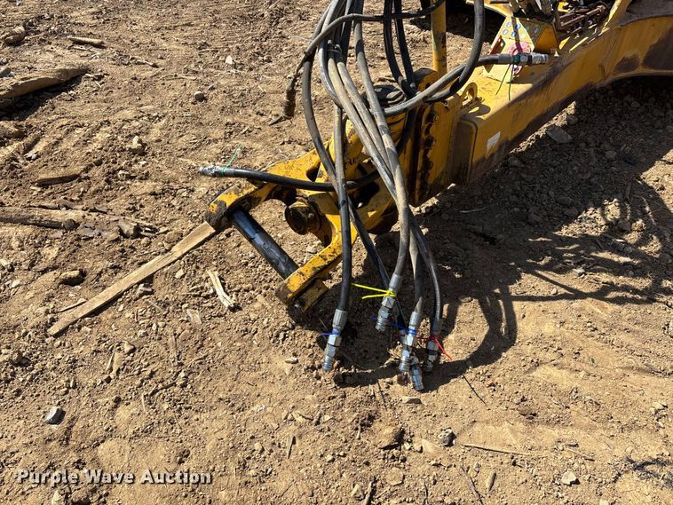 image for item DT0154 John Deere 1812C scraper