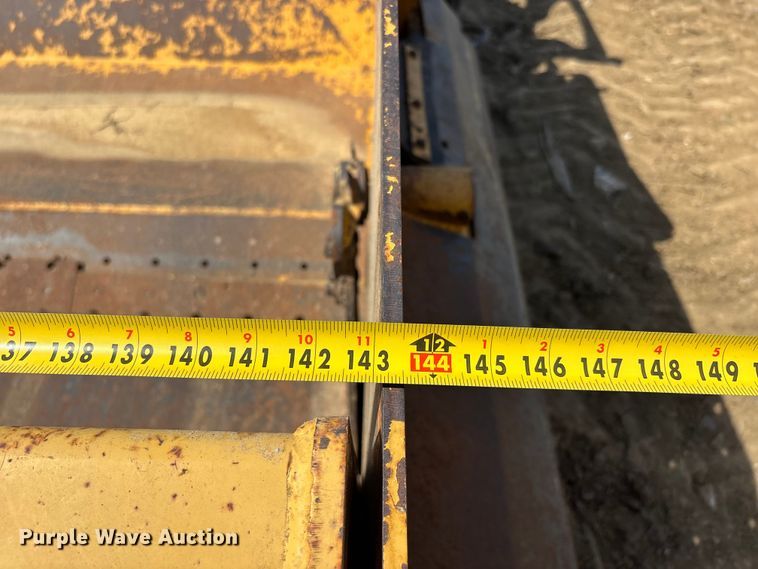 image for item DT0154 John Deere 1812C scraper