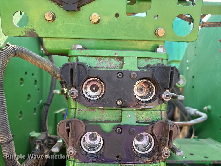 image for item DT0155 2012 John Deere 9510R 4WD tractor