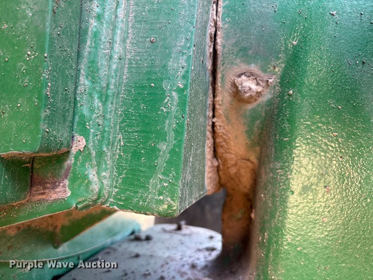 image for item DT0155 2012 John Deere 9510R 4WD tractor