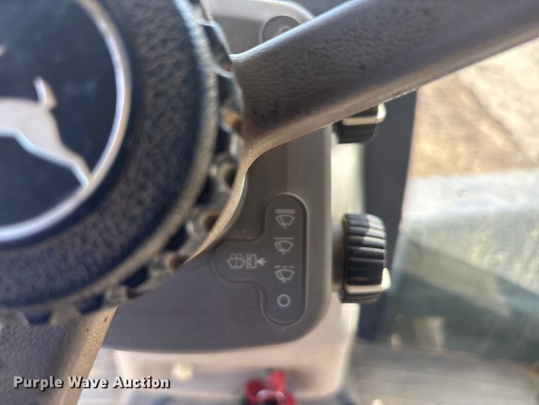 image for item DT0155 2012 John Deere 9510R 4WD tractor