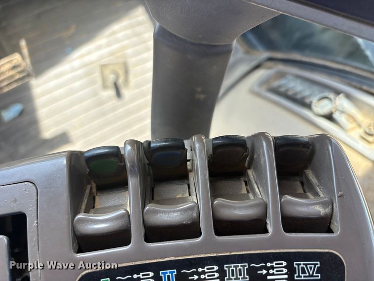 image for item DT0155 2012 John Deere 9510R 4WD tractor