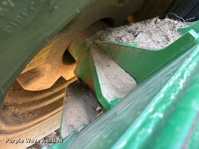 image for item DT0156 2014 John Deere 9510R Scraper Special  4WD tractor