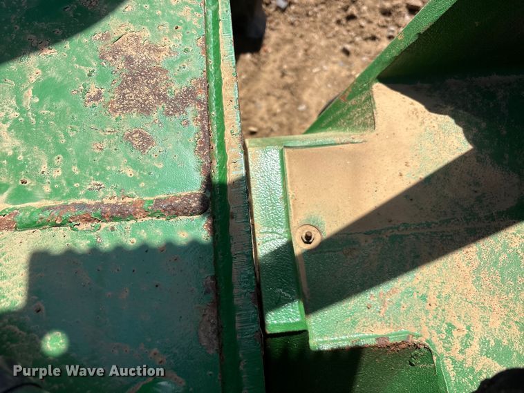 image for item DT0156 2014 John Deere 9510R Scraper Special  4WD tractor