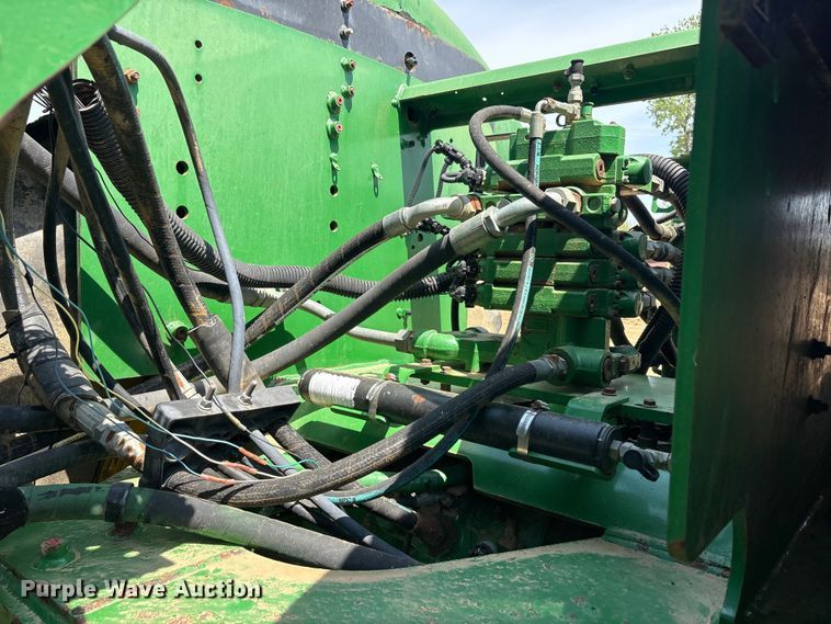 image for item DT0156 2014 John Deere 9510R Scraper Special  4WD tractor