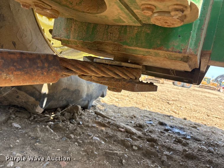 image for item DT0156 2014 John Deere 9510R Scraper Special  4WD tractor