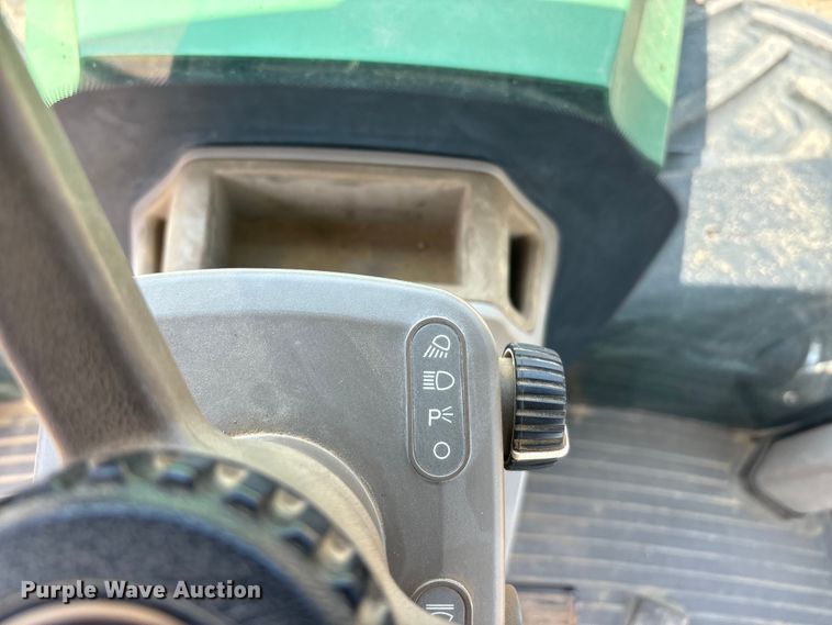 image for item DT0156 2014 John Deere 9510R Scraper Special  4WD tractor