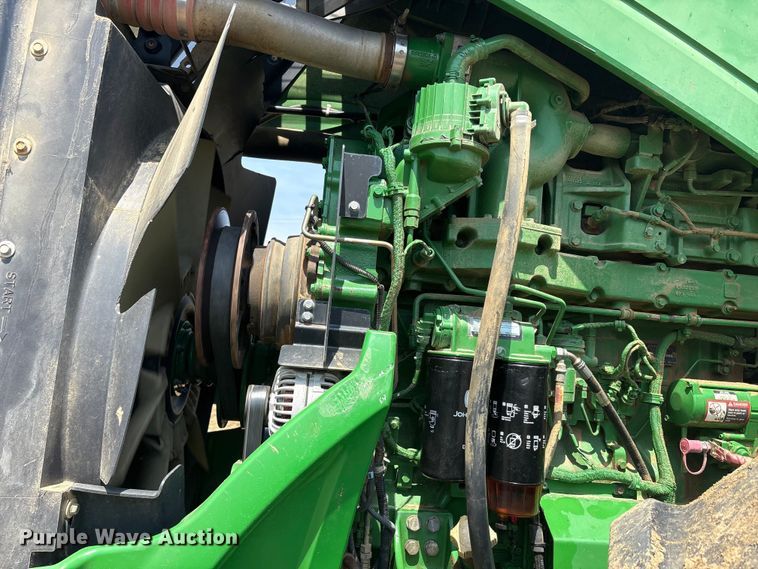image for item DT0156 2014 John Deere 9510R Scraper Special  4WD tractor