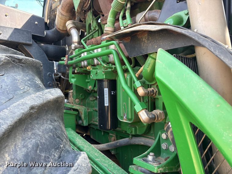 image for item DT0156 2014 John Deere 9510R Scraper Special  4WD tractor