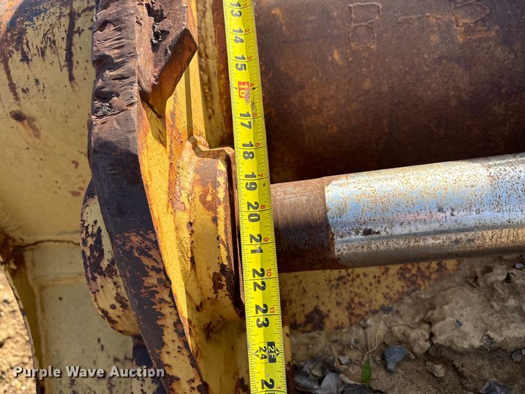 image for item DT0159 Excavator bucket