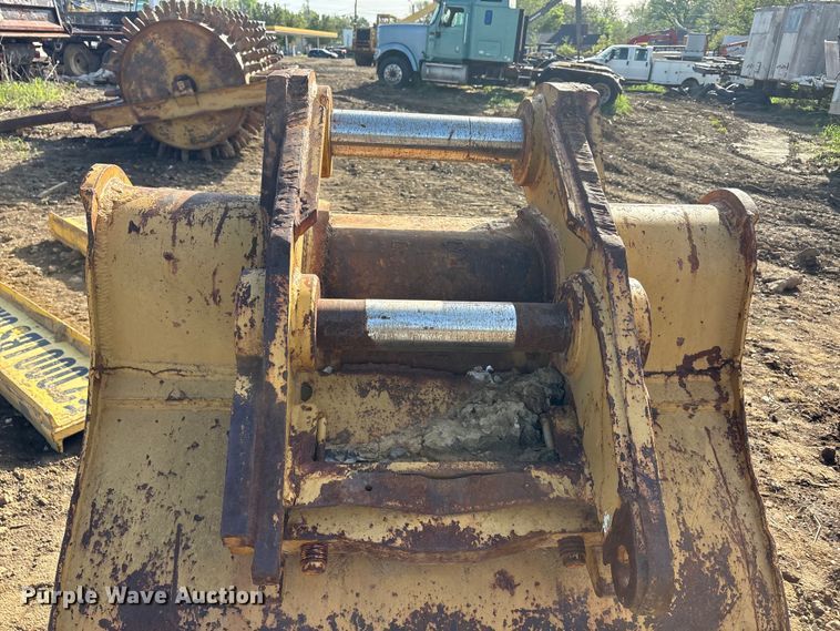image for item DT0159 Excavator bucket
