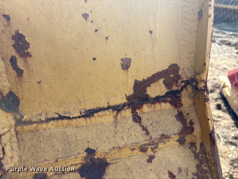 image for item DT0159 Excavator bucket