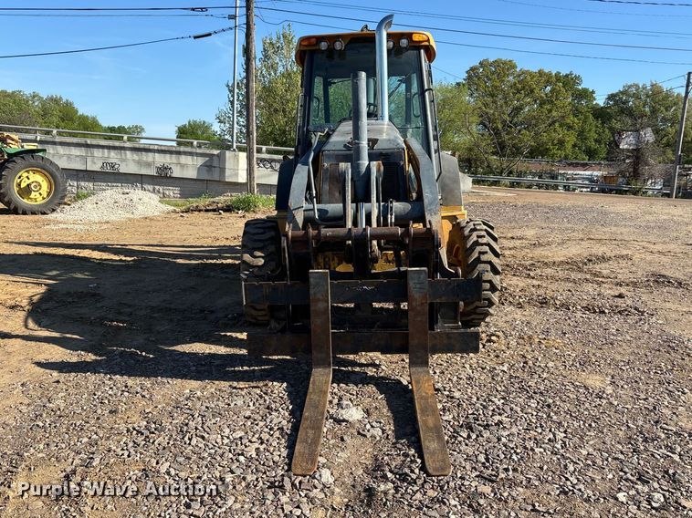 image for item DT0165 2013 John Deere 310SK backhoe