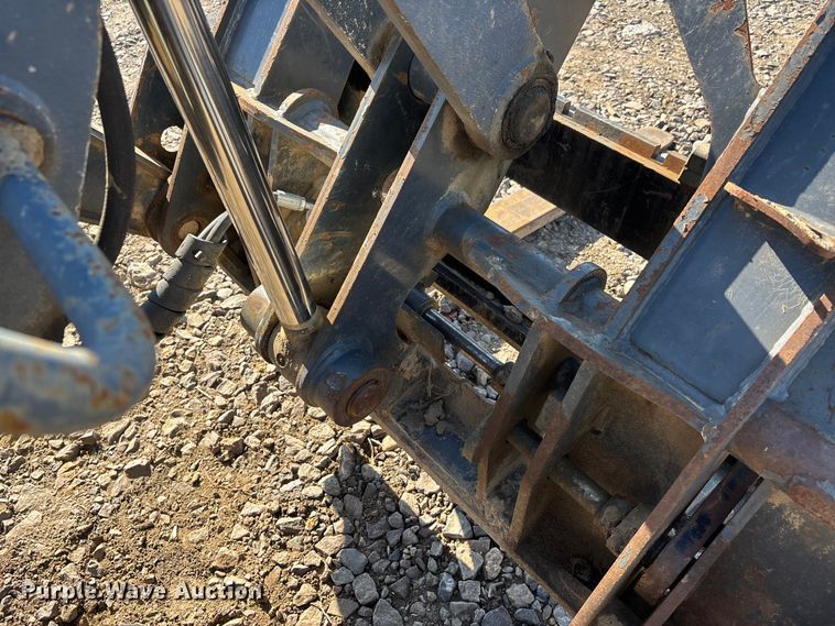 image for item DT0165 2013 John Deere 310SK backhoe