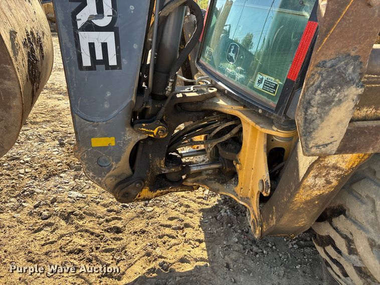 image for item DT0165 2013 John Deere 310SK backhoe