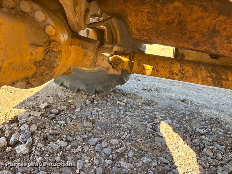 image for item DT0165 2013 John Deere 310SK backhoe