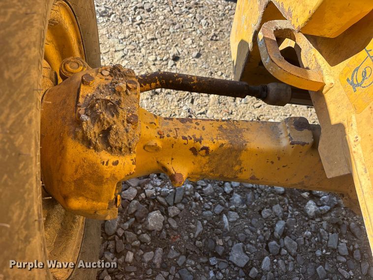 image for item DT0165 2013 John Deere 310SK backhoe