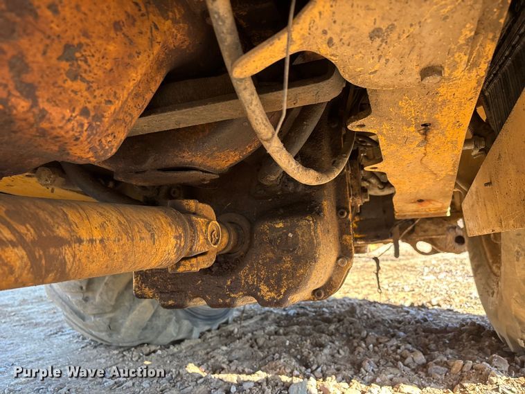 image for item DT0165 2013 John Deere 310SK backhoe