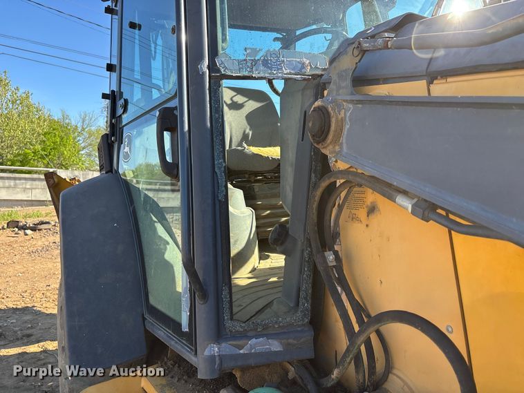 image for item DT0165 2013 John Deere 310SK backhoe