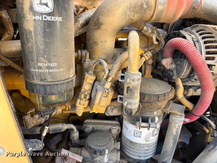 image for item DT0165 2013 John Deere 310SK backhoe