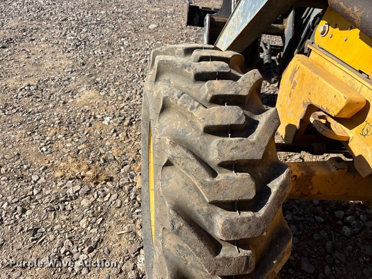 image for item DT0165 2013 John Deere 310SK backhoe