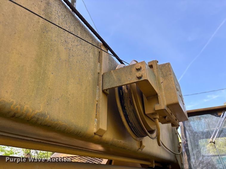 image for item DT0166 1988 Spandeck CR 2610 crane