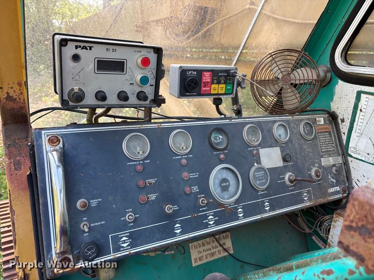 image for item DT0166 1988 Spandeck CR 2610 crane