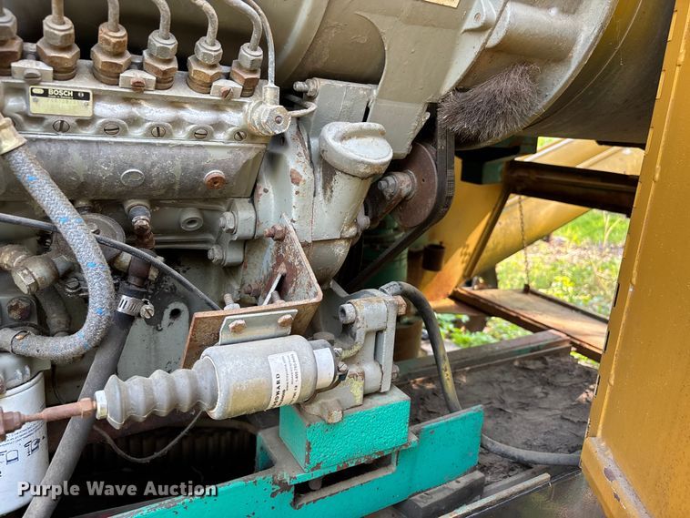 image for item DT0166 1988 Spandeck CR 2610 crane