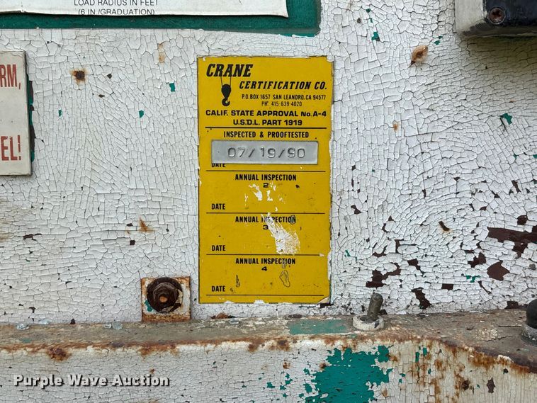 image for item DT0166 1988 Spandeck CR 2610 crane