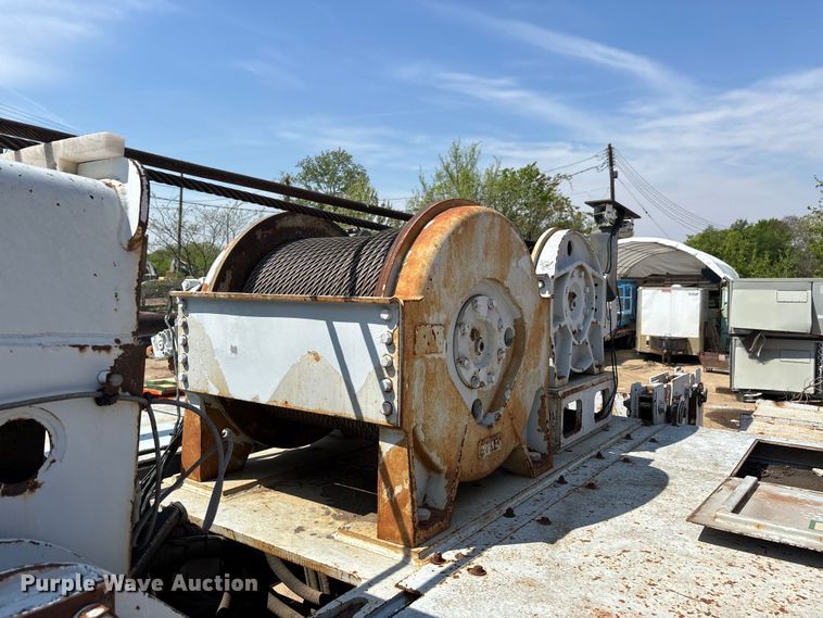 image for item DT0167 2006 Spandeck 14010 crane