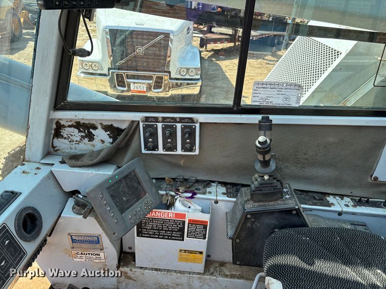 image for item DT0167 2006 Spandeck 14010 crane