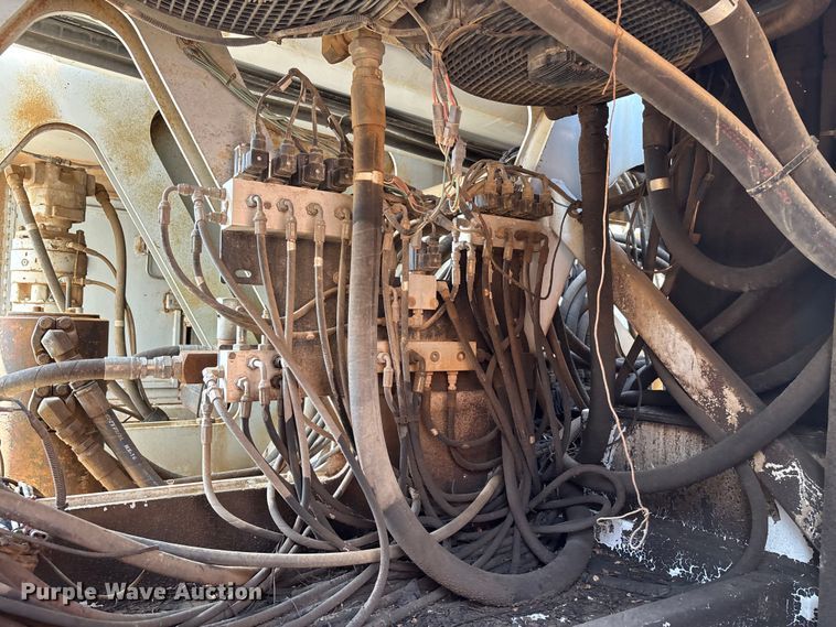 image for item DT0167 2006 Spandeck 14010 crane