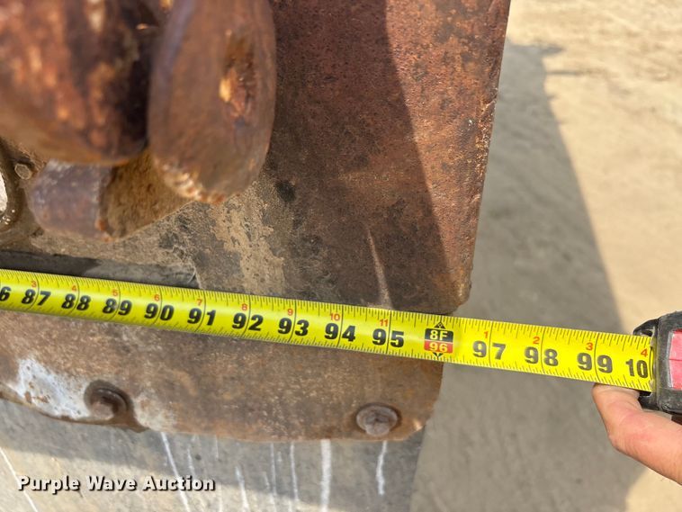 image for item DT0168 2000 International 4700 dump truck