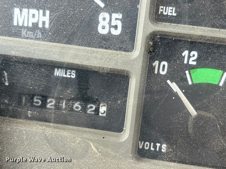 image for item DT0168 2000 International 4700 dump truck