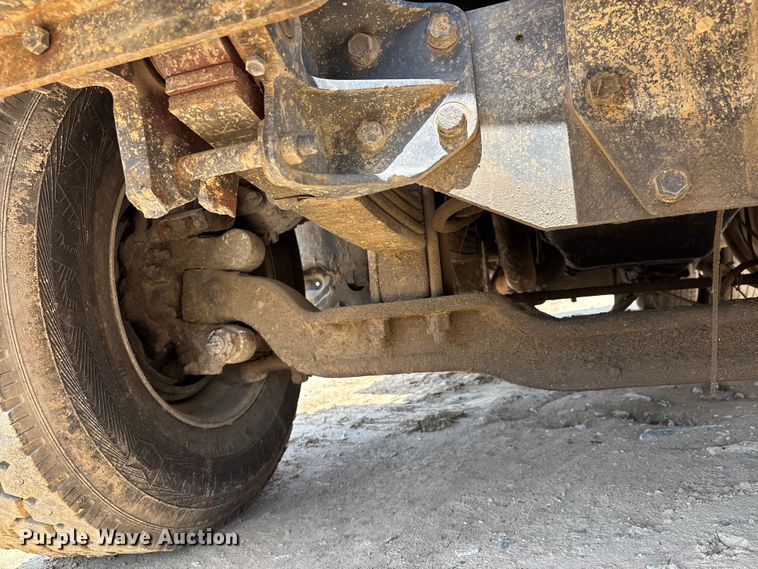 image for item DT0169 1997 Mack RD dump truck