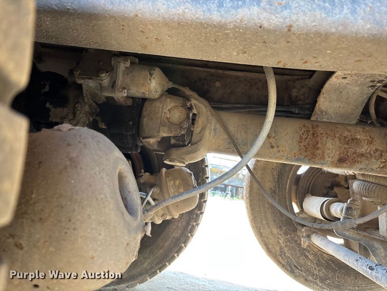 image for item DT0169 1997 Mack RD dump truck