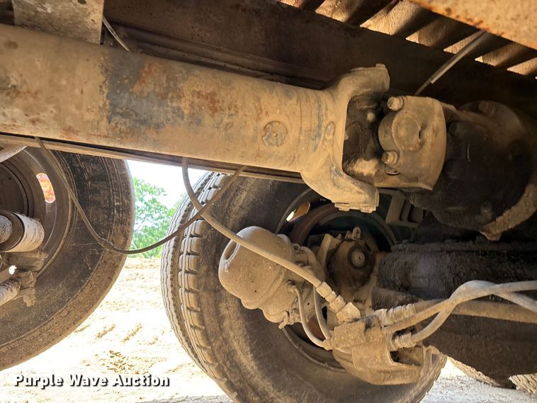 image for item DT0169 1997 Mack RD dump truck