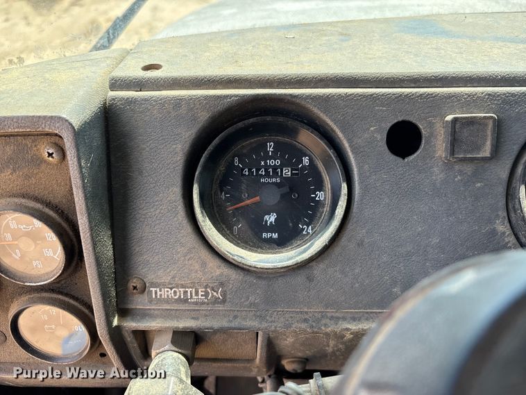 image for item DT0169 1997 Mack RD dump truck