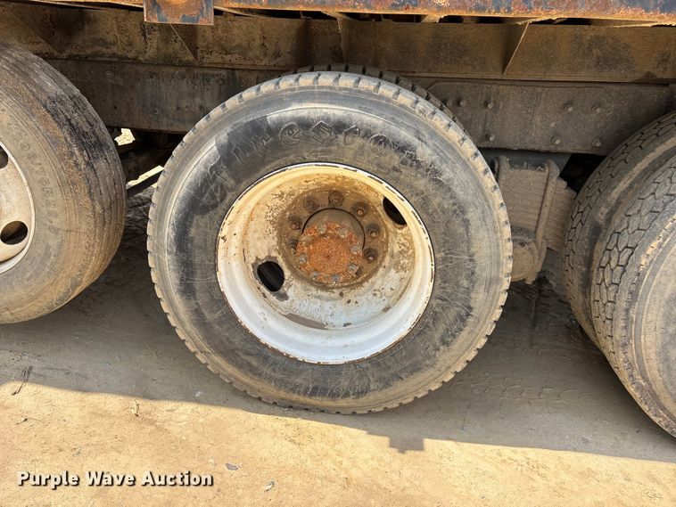 image for item DT0169 1997 Mack RD dump truck