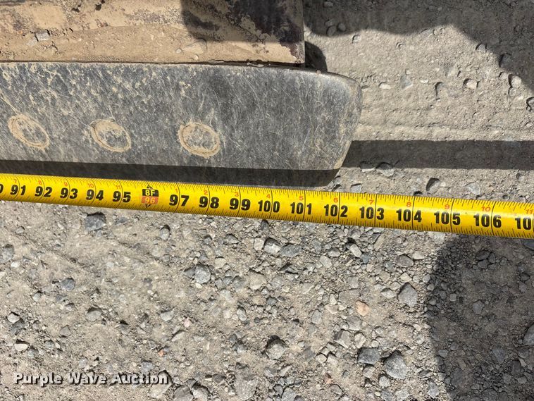 image for item DT0215 1987 Caterpillar D4H dozer