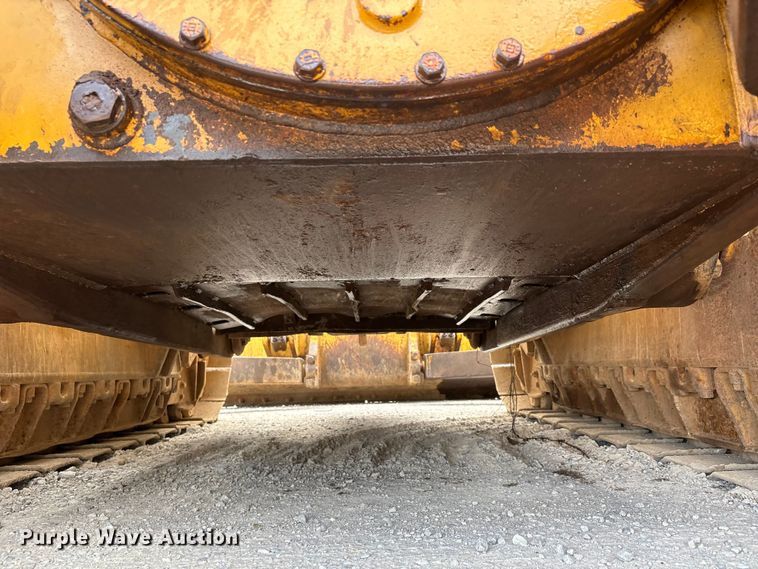 image for item DT0215 1987 Caterpillar D4H dozer