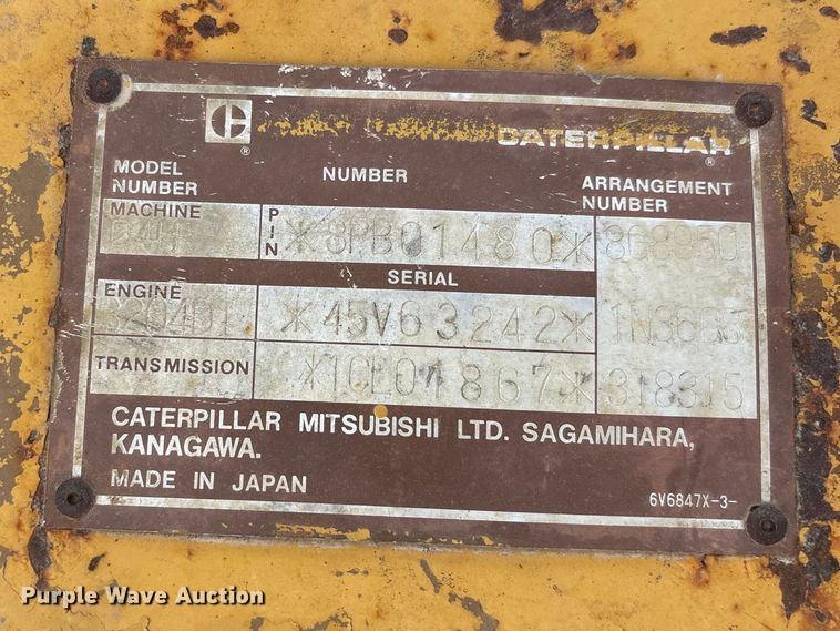 image for item DT0215 1987 Caterpillar D4H dozer